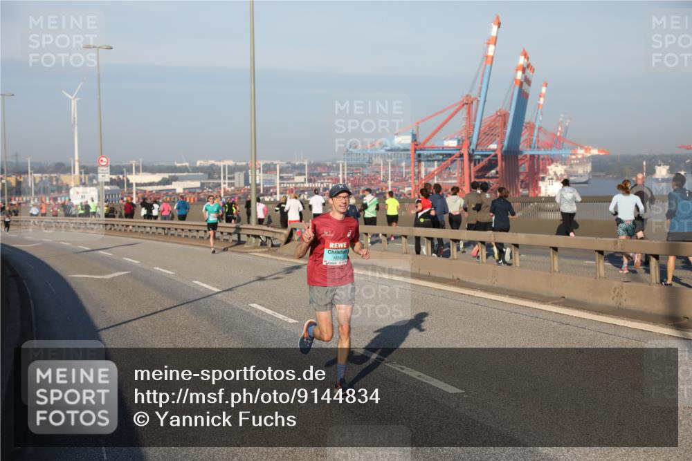03.10.2025 - Köhlbrandbrückenlauf Yannick Fuchs http://msf.ph/oto/9144834 03.10.2025 08:33:31 Position 2 1035 meine-sportfotos.de