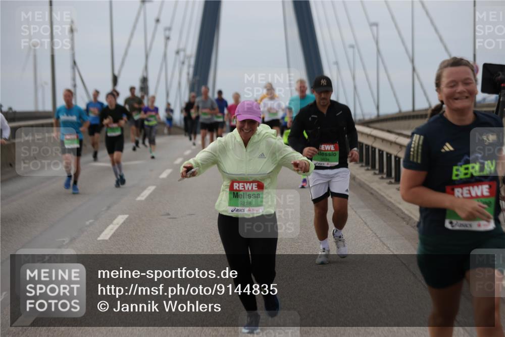 03.10.2025 - Köhlbrandbrückenlauf Jannik Wohlers http://msf.ph/oto/9144835 03.10.2025 15:46:15 Position 1 9218, 9634 meine-sportfotos.de