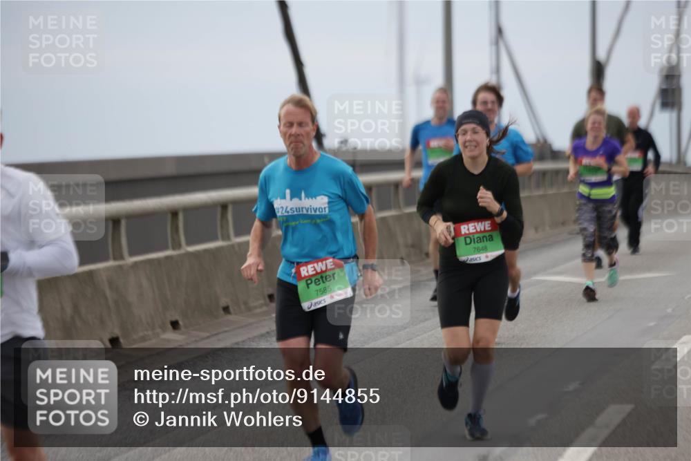 03.10.2025 - Köhlbrandbrückenlauf Jannik Wohlers http://msf.ph/oto/9144855 03.10.2025 15:46:17 Position 1 24, 7585, 7648 meine-sportfotos.de