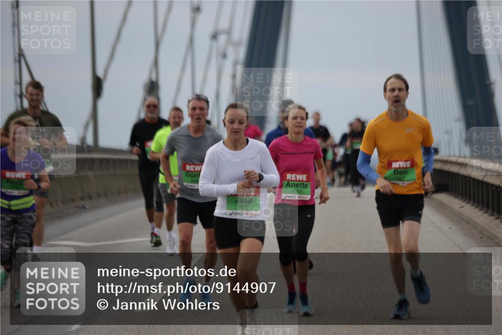 03.10.2025 - Köhlbrandbrückenlauf Jannik Wohlers http://msf.ph/oto/9144907 03.10.2025 15:46:20 Position 1 7534, 9509, 7822 meine-sportfotos.de
