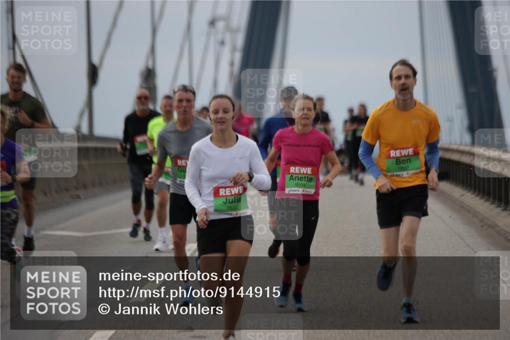 03.10.2025 - Köhlbrandbrückenlauf Jannik Wohlers http://msf.ph/oto/9144915 03.10.2025 15:46:20 Position 1 7822, 7534, 9509 meine-sportfotos.de