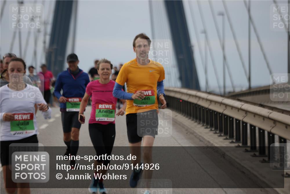 03.10.2025 - Köhlbrandbrückenlauf Jannik Wohlers http://msf.ph/oto/9144926 03.10.2025 15:46:21 Position 1 7634, 9509, 7822 meine-sportfotos.de