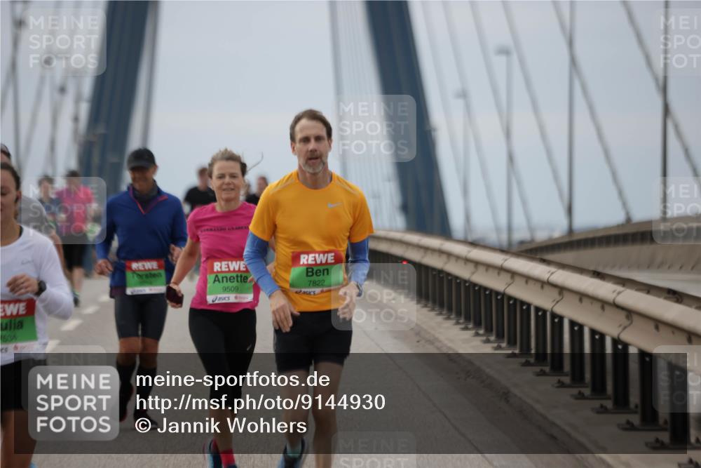 03.10.2025 - Köhlbrandbrückenlauf Jannik Wohlers http://msf.ph/oto/9144930 03.10.2025 15:46:21 Position 1 1634, 9509, 7822 meine-sportfotos.de