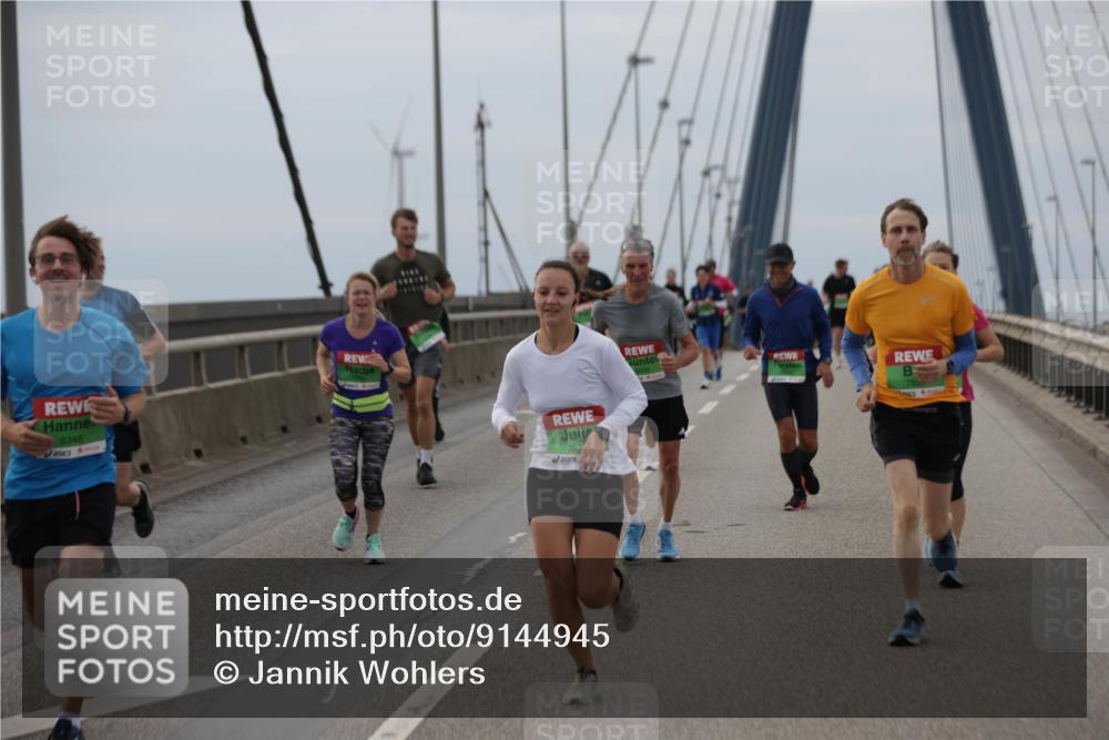 03.10.2025 - Köhlbrandbrückenlauf Jannik Wohlers http://msf.ph/oto/9144945 03.10.2025 15:46:22 Position 1 8348, 753 meine-sportfotos.de