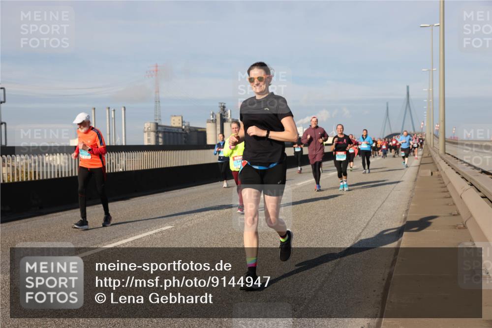 03.10.2025 - Köhlbrandbrückenlauf Lena Gebhardt http://msf.ph/oto/9144947 03.10.2025 10:02:33 Position 2  meine-sportfotos.de