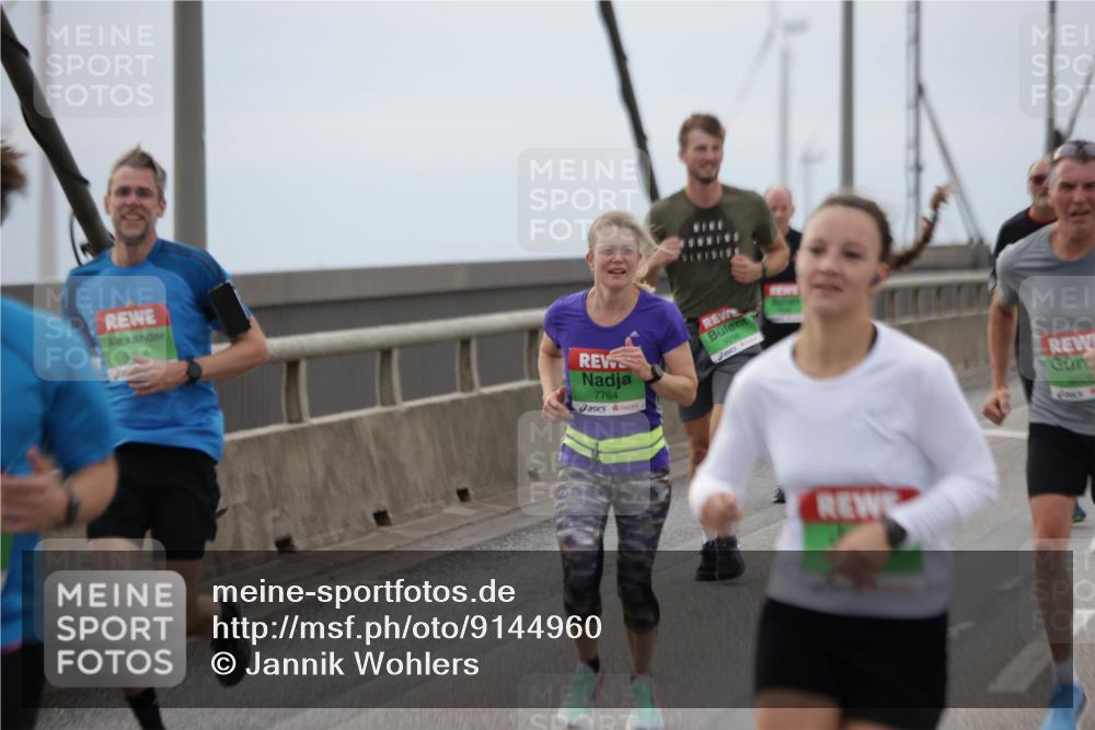 03.10.2025 - Köhlbrandbrückenlauf Jannik Wohlers http://msf.ph/oto/9144960 03.10.2025 15:46:23 Position 1 7764, 9296 meine-sportfotos.de