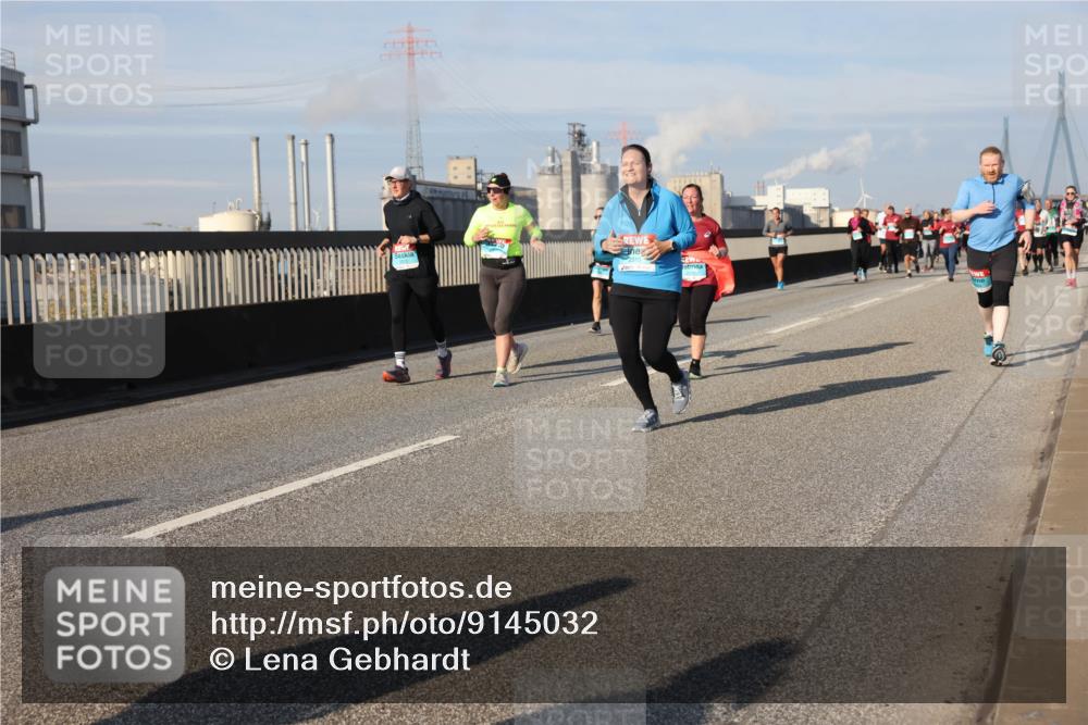 03.10.2025 - Köhlbrandbrückenlauf Lena Gebhardt http://msf.ph/oto/9145032 03.10.2025 10:02:38 Position 2  meine-sportfotos.de