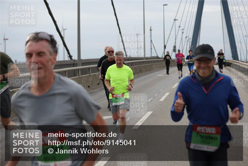 03.10.2025 - Köhlbrandbrückenlauf Jannik Wohlers http://msf.ph/oto/9145041 03.10.2025 15:46:27 Position 1 1608, 9301, 8014 meine-sportfotos.de