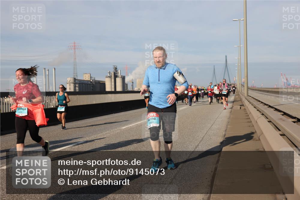 03.10.2025 - Köhlbrandbrückenlauf Lena Gebhardt http://msf.ph/oto/9145073 03.10.2025 10:02:40 Position 2 2008, 1664 meine-sportfotos.de