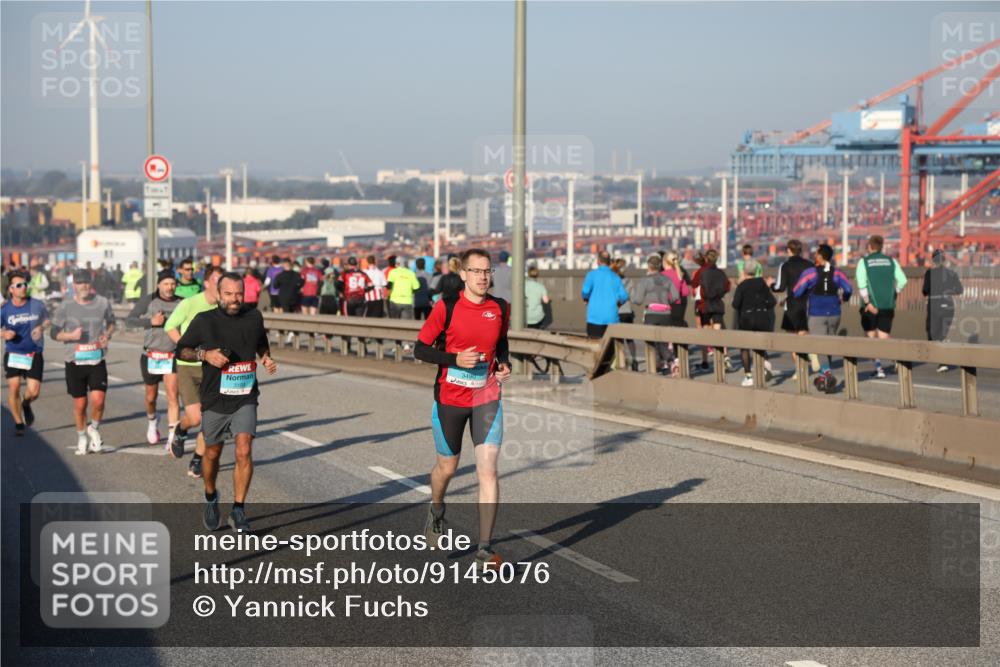 03.10.2025 - Köhlbrandbrückenlauf Yannick Fuchs http://msf.ph/oto/9145076 03.10.2025 08:34:07 Position 2  meine-sportfotos.de