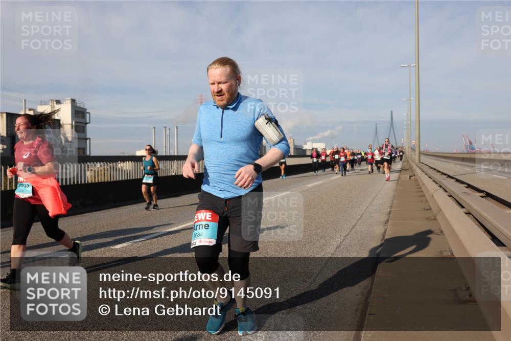 03.10.2025 - Köhlbrandbrückenlauf Lena Gebhardt http://msf.ph/oto/9145091 03.10.2025 10:02:41 Position 2 2008, 1664 meine-sportfotos.de
