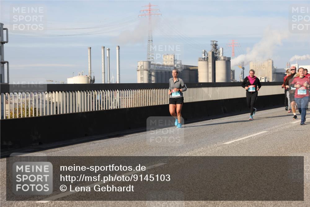 03.10.2025 - Köhlbrandbrückenlauf Lena Gebhardt http://msf.ph/oto/9145103 03.10.2025 10:02:44 Position 2 3240 meine-sportfotos.de