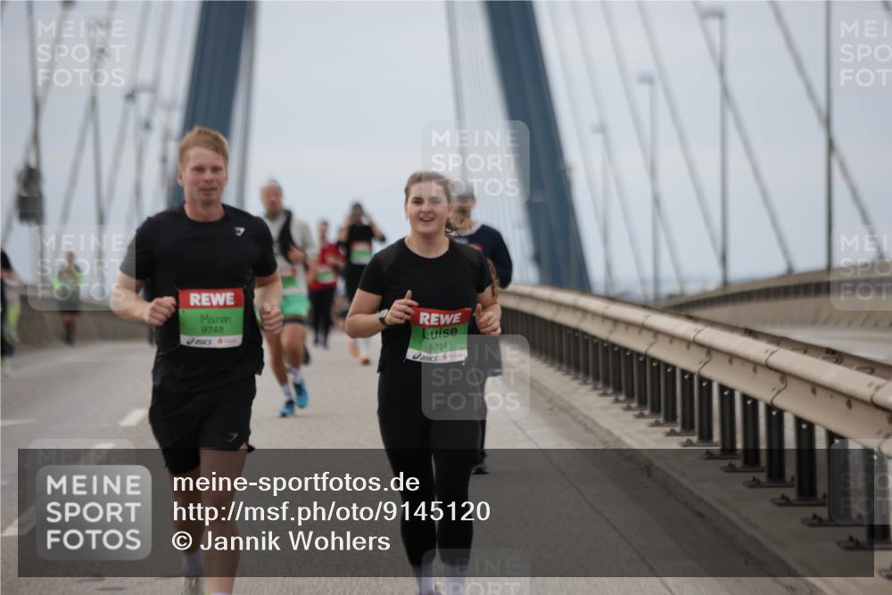 03.10.2025 - Köhlbrandbrückenlauf Jannik Wohlers http://msf.ph/oto/9145120 03.10.2025 15:46:34 Position 1 9748, 8814 meine-sportfotos.de