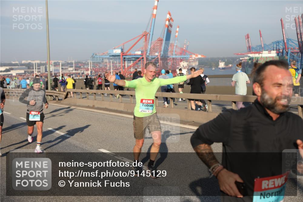03.10.2025 - Köhlbrandbrückenlauf Yannick Fuchs http://msf.ph/oto/9145129 03.10.2025 08:34:12 Position 2 1462 meine-sportfotos.de