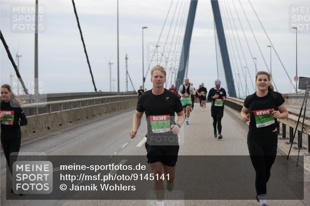 03.10.2025 - Köhlbrandbrückenlauf Jannik Wohlers http://msf.ph/oto/9145141 03.10.2025 15:46:37 Position 1 9748, 7, 8814 meine-sportfotos.de