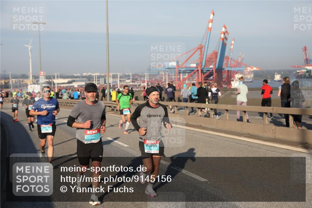 03.10.2025 - Köhlbrandbrückenlauf Yannick Fuchs http://msf.ph/oto/9145156 03.10.2025 08:34:13 Position 2 3785, 1037 meine-sportfotos.de