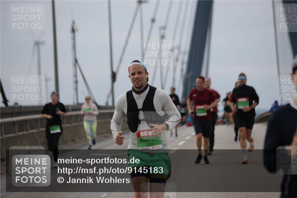 03.10.2025 - Köhlbrandbrückenlauf Jannik Wohlers http://msf.ph/oto/9145183 03.10.2025 15:46:40 Position 1 9261, 453 meine-sportfotos.de
