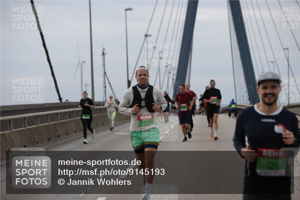 03.10.2025 - Köhlbrandbrückenlauf Jannik Wohlers http://msf.ph/oto/9145193 03.10.2025 15:46:40 Position 1 9261, 2071 meine-sportfotos.de