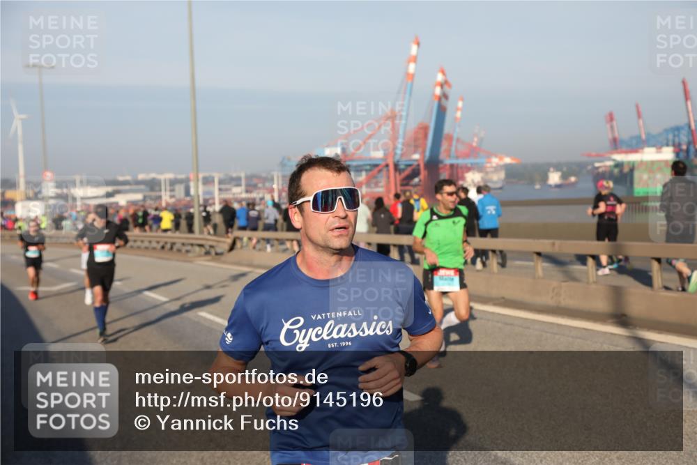 03.10.2025 - Köhlbrandbrückenlauf Yannick Fuchs http://msf.ph/oto/9145196 03.10.2025 08:34:16 Position 2  meine-sportfotos.de