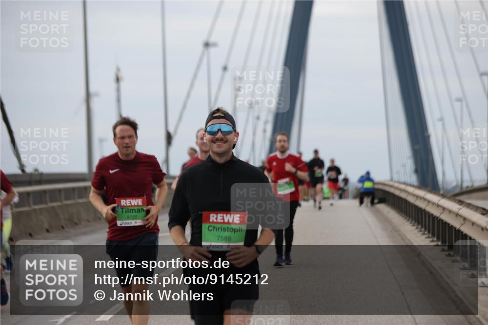 03.10.2025 - Köhlbrandbrückenlauf Jannik Wohlers http://msf.ph/oto/9145212 03.10.2025 15:46:45 Position 1 8725, 7588 meine-sportfotos.de