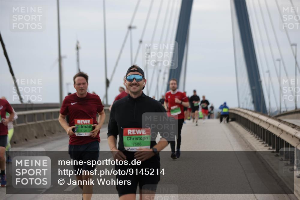 03.10.2025 - Köhlbrandbrückenlauf Jannik Wohlers http://msf.ph/oto/9145214 03.10.2025 15:46:46 Position 1 8725, 7588 meine-sportfotos.de