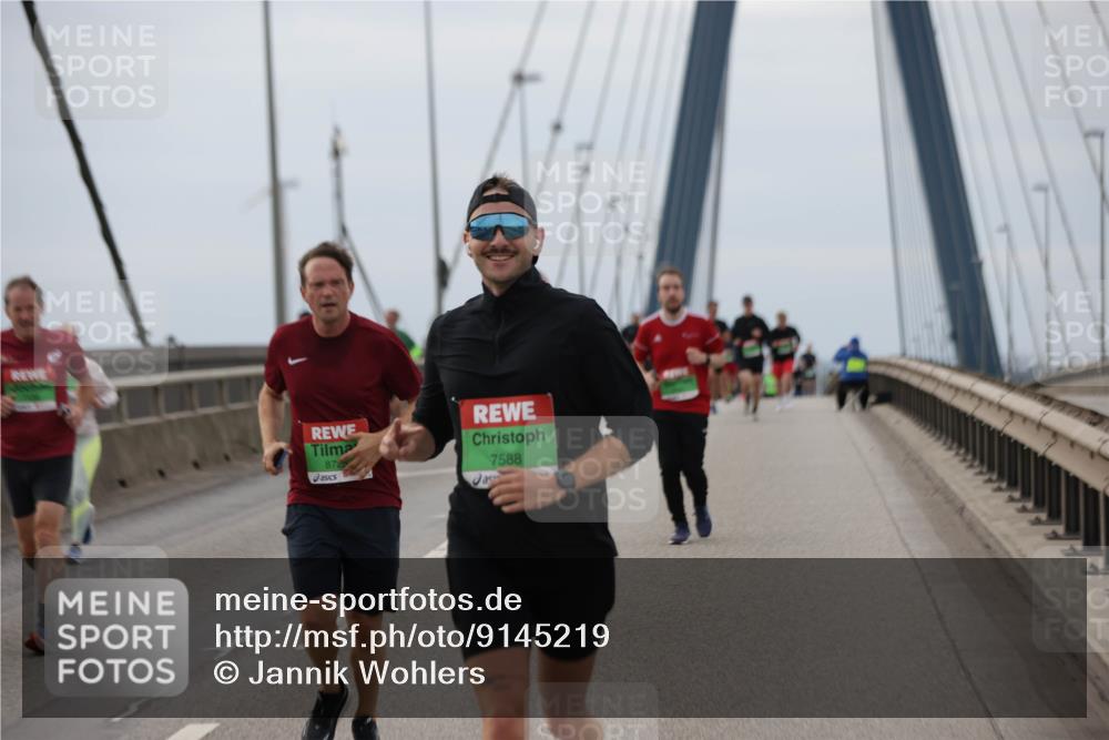 03.10.2025 - Köhlbrandbrückenlauf Jannik Wohlers http://msf.ph/oto/9145219 03.10.2025 15:46:46 Position 1 872, 7588 meine-sportfotos.de