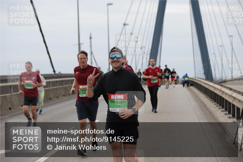 03.10.2025 - Köhlbrandbrückenlauf Jannik Wohlers http://msf.ph/oto/9145225 03.10.2025 15:46:46 Position 1 872, 7588 meine-sportfotos.de
