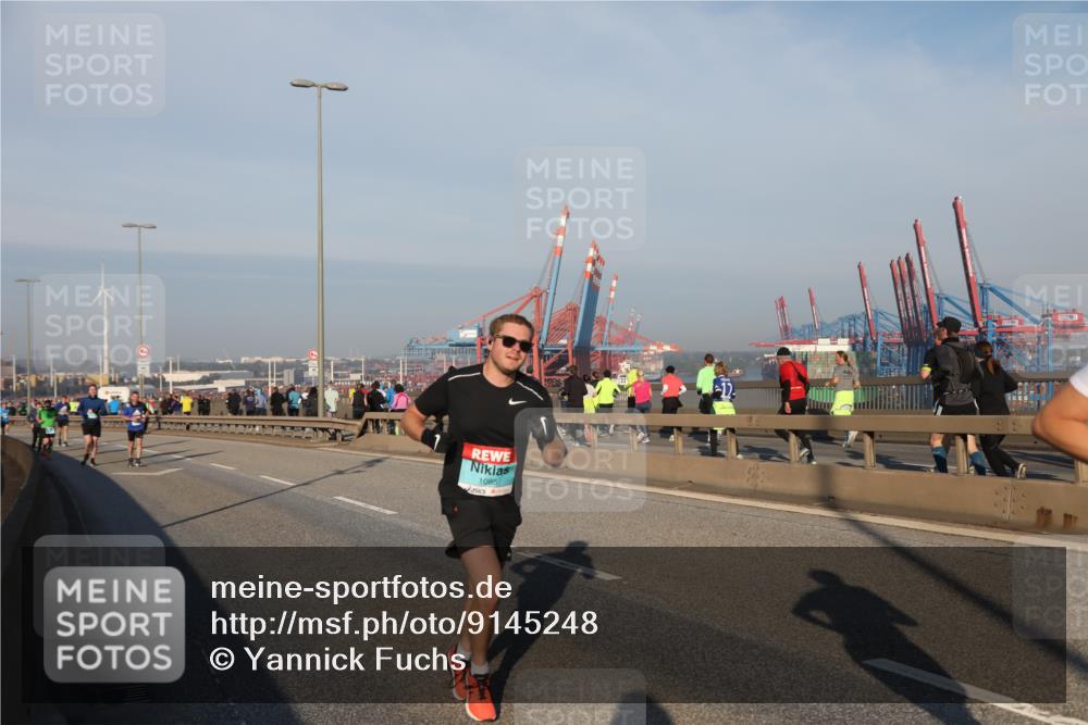 03.10.2025 - Köhlbrandbrückenlauf Yannick Fuchs http://msf.ph/oto/9145248 03.10.2025 08:34:22 Position 2 1085 meine-sportfotos.de