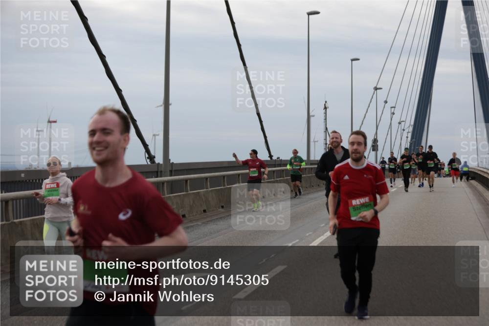 03.10.2025 - Köhlbrandbrückenlauf Jannik Wohlers http://msf.ph/oto/9145305 03.10.2025 15:46:50 Position 1  meine-sportfotos.de