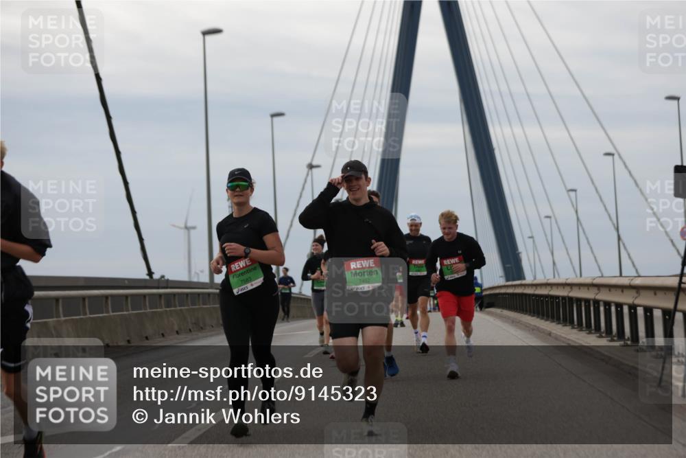03.10.2025 - Köhlbrandbrückenlauf Jannik Wohlers http://msf.ph/oto/9145323 03.10.2025 15:46:59 Position 1 7583, 7452 meine-sportfotos.de