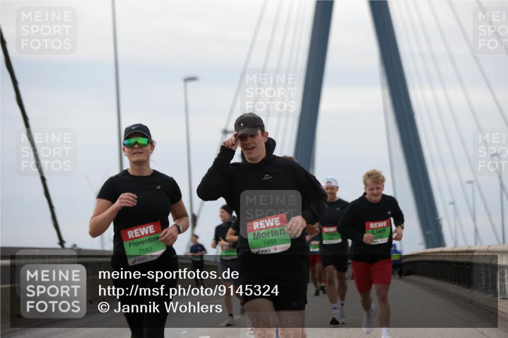 03.10.2025 - Köhlbrandbrückenlauf Jannik Wohlers http://msf.ph/oto/9145324 03.10.2025 15:46:59 Position 1 7583, 7452 meine-sportfotos.de