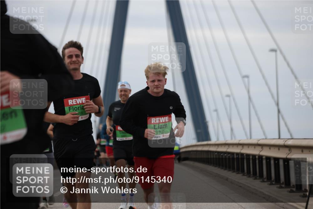 03.10.2025 - Köhlbrandbrückenlauf Jannik Wohlers http://msf.ph/oto/9145340 03.10.2025 15:47:01 Position 1 018, 9061, 7623 meine-sportfotos.de