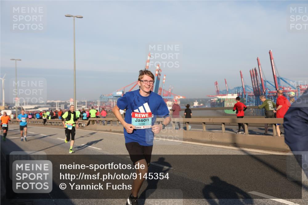 03.10.2025 - Köhlbrandbrückenlauf Yannick Fuchs http://msf.ph/oto/9145354 03.10.2025 08:34:35 Position 2 1230 meine-sportfotos.de