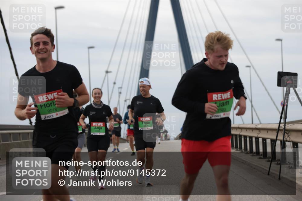 03.10.2025 - Köhlbrandbrückenlauf Jannik Wohlers http://msf.ph/oto/9145372 03.10.2025 15:47:02 Position 1 9018, 9060, 9061, 7623 meine-sportfotos.de