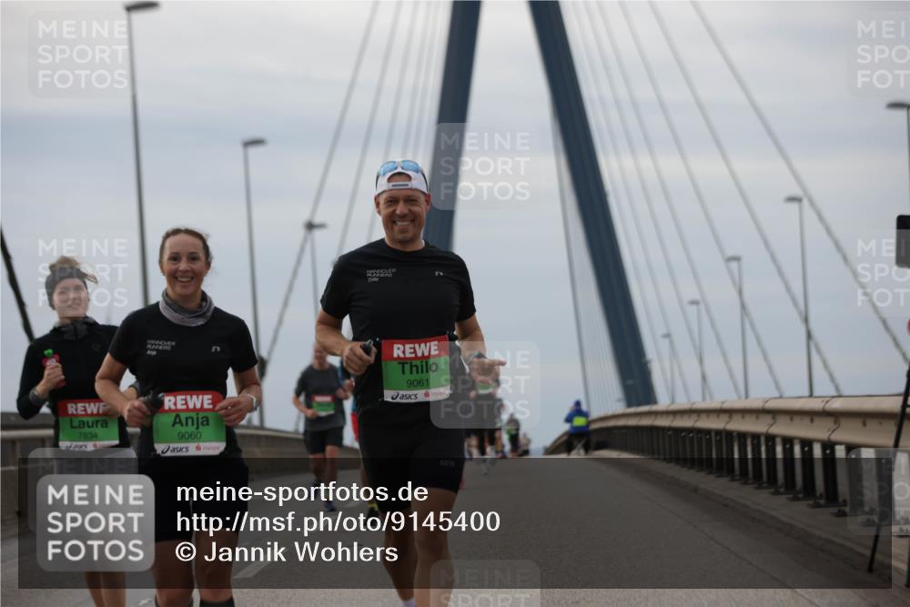 03.10.2025 - Köhlbrandbrückenlauf Jannik Wohlers http://msf.ph/oto/9145400 03.10.2025 15:47:03 Position 1 7834, 9060, 9061 meine-sportfotos.de
