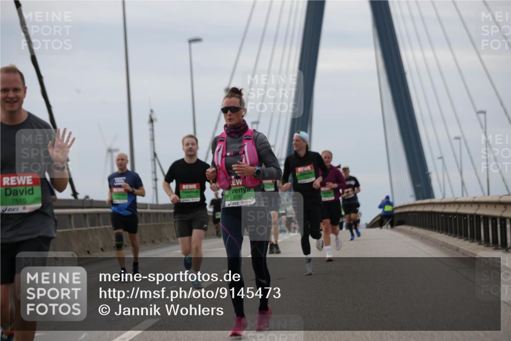 03.10.2025 - Köhlbrandbrückenlauf Jannik Wohlers http://msf.ph/oto/9145473 03.10.2025 15:47:10 Position 1 7515, 8788 meine-sportfotos.de