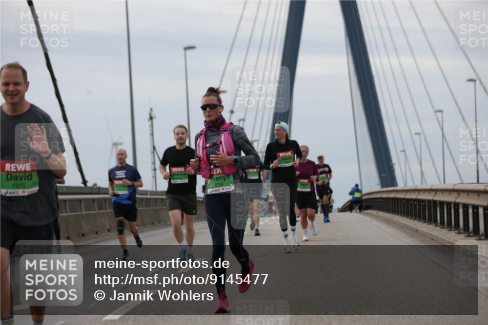 03.10.2025 - Köhlbrandbrückenlauf Jannik Wohlers http://msf.ph/oto/9145477 03.10.2025 15:47:10 Position 1 7515, 8788 meine-sportfotos.de
