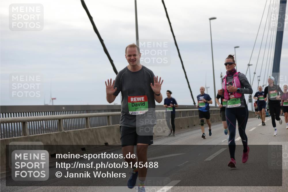 03.10.2025 - Köhlbrandbrückenlauf Jannik Wohlers http://msf.ph/oto/9145488 03.10.2025 15:47:11 Position 1 7515, 8788 meine-sportfotos.de