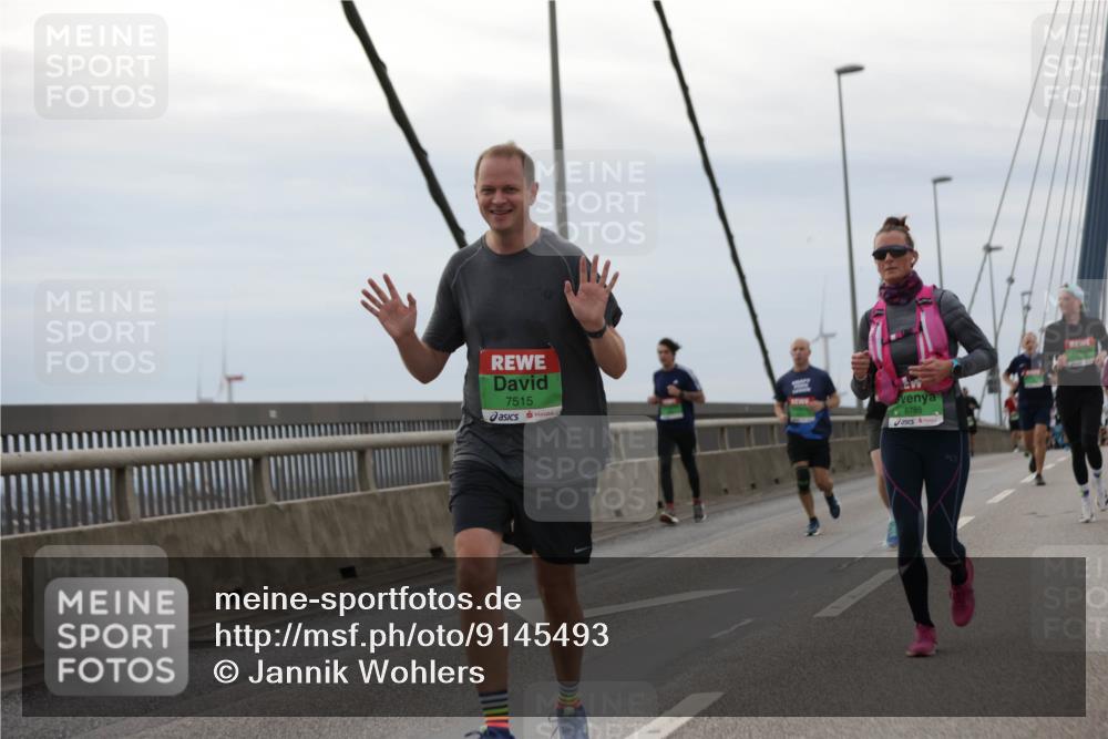 03.10.2025 - Köhlbrandbrückenlauf Jannik Wohlers http://msf.ph/oto/9145493 03.10.2025 15:47:11 Position 1 7515, 8788 meine-sportfotos.de