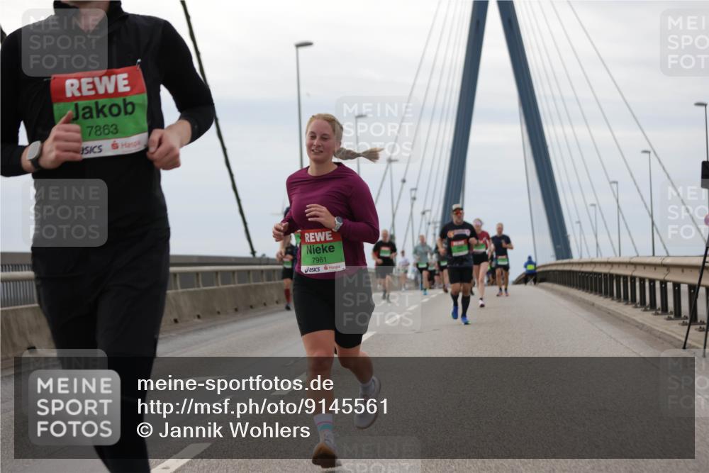 03.10.2025 - Köhlbrandbrückenlauf Jannik Wohlers http://msf.ph/oto/9145561 03.10.2025 15:47:15 Position 1 7863, 7961 meine-sportfotos.de