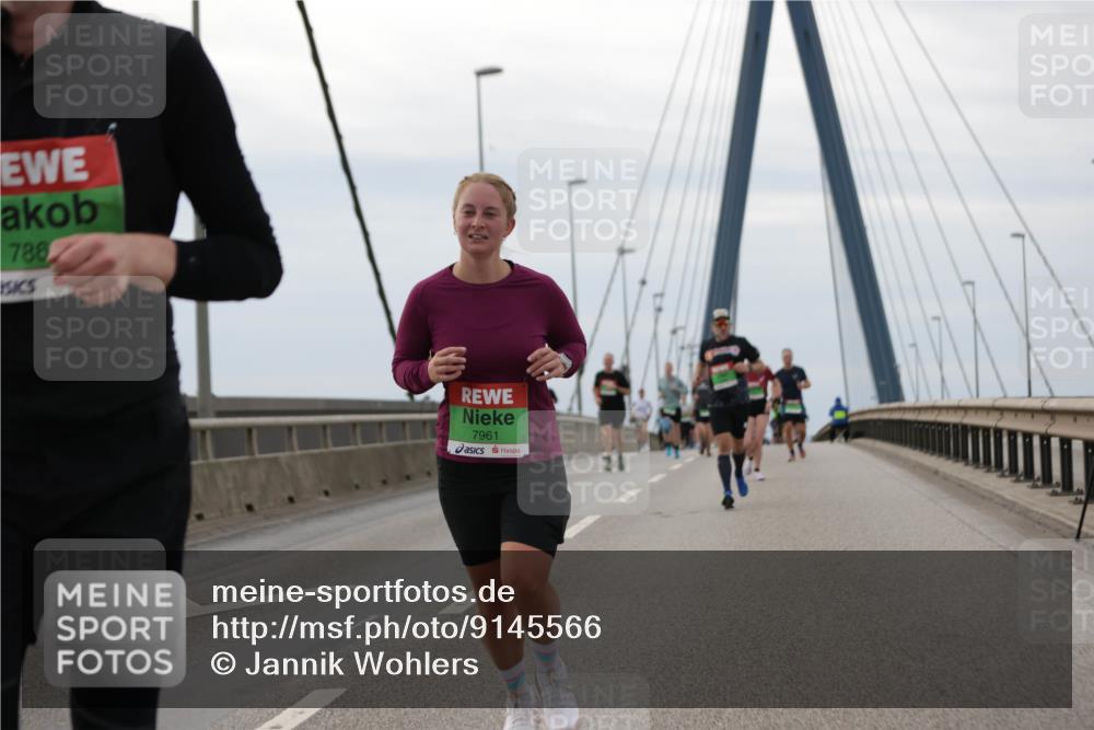 03.10.2025 - Köhlbrandbrückenlauf Jannik Wohlers http://msf.ph/oto/9145566 03.10.2025 15:47:16 Position 1 786, 7961 meine-sportfotos.de
