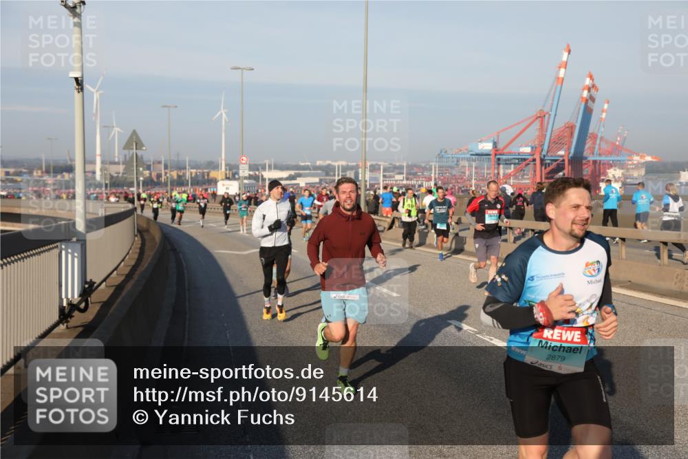 03.10.2025 - Köhlbrandbrückenlauf Yannick Fuchs http://msf.ph/oto/9145614 03.10.2025 08:34:55 Position 2 2879 meine-sportfotos.de