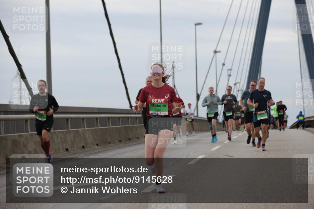 03.10.2025 - Köhlbrandbrückenlauf Jannik Wohlers http://msf.ph/oto/9145628 03.10.2025 15:47:21 Position 1 7203 meine-sportfotos.de
