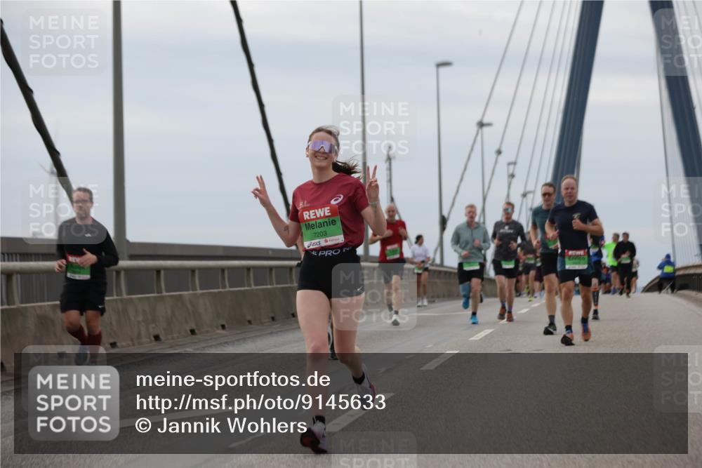 03.10.2025 - Köhlbrandbrückenlauf Jannik Wohlers http://msf.ph/oto/9145633 03.10.2025 15:47:21 Position 1 7203 meine-sportfotos.de