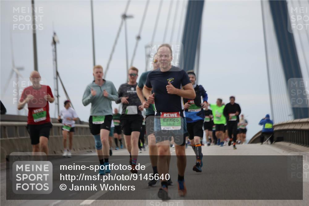 03.10.2025 - Köhlbrandbrückenlauf Jannik Wohlers http://msf.ph/oto/9145640 03.10.2025 15:47:22 Position 1 9628 meine-sportfotos.de