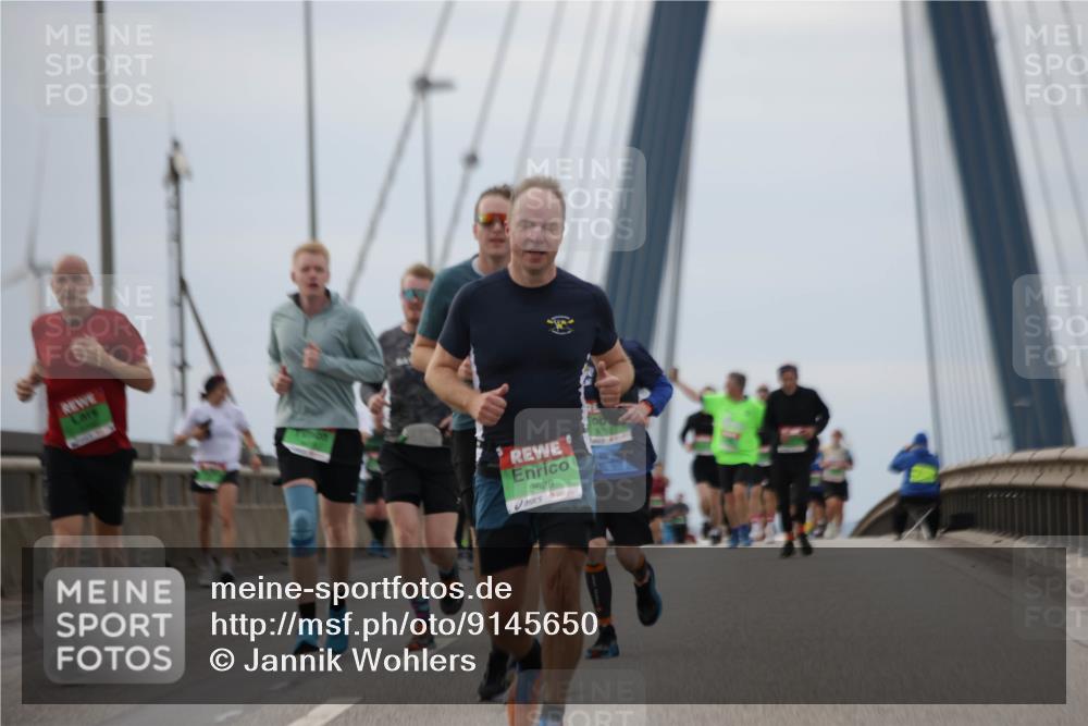 03.10.2025 - Köhlbrandbrückenlauf Jannik Wohlers http://msf.ph/oto/9145650 03.10.2025 15:47:23 Position 1 9628 meine-sportfotos.de