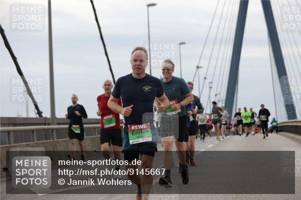 03.10.2025 - Köhlbrandbrückenlauf Jannik Wohlers http://msf.ph/oto/9145667 03.10.2025 15:47:26 Position 1 9628 meine-sportfotos.de