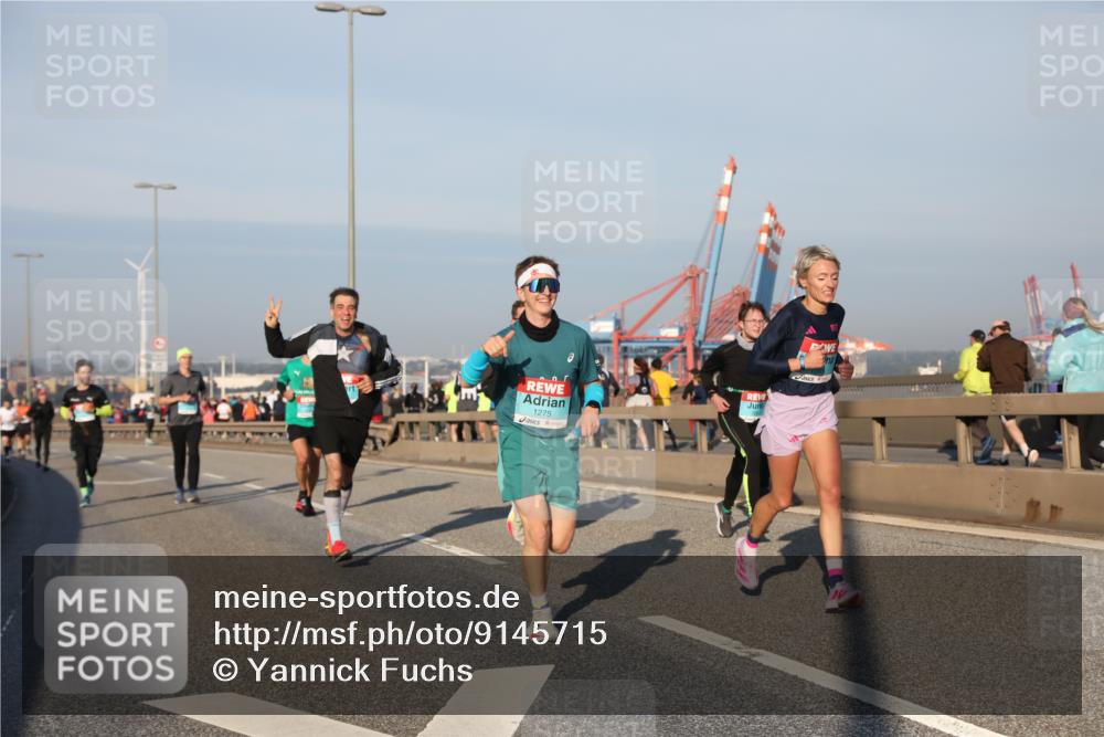 03.10.2025 - Köhlbrandbrückenlauf Yannick Fuchs http://msf.ph/oto/9145715 03.10.2025 08:35:07 Position 2 1275 meine-sportfotos.de
