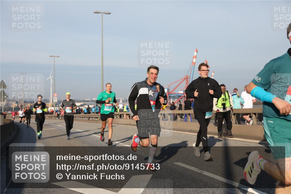 03.10.2025 - Köhlbrandbrückenlauf Yannick Fuchs http://msf.ph/oto/9145733 03.10.2025 08:35:08 Position 2  meine-sportfotos.de