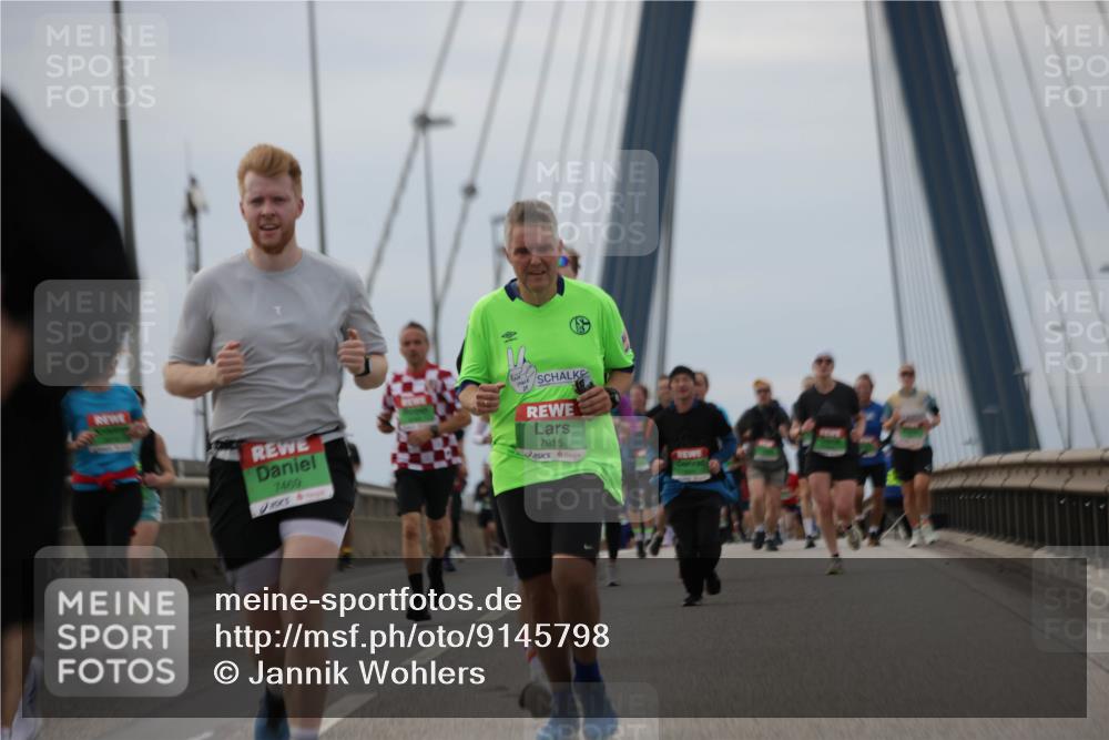 03.10.2025 - Köhlbrandbrückenlauf Jannik Wohlers http://msf.ph/oto/9145798 03.10.2025 15:47:37 Position 1 7469, 7615 meine-sportfotos.de